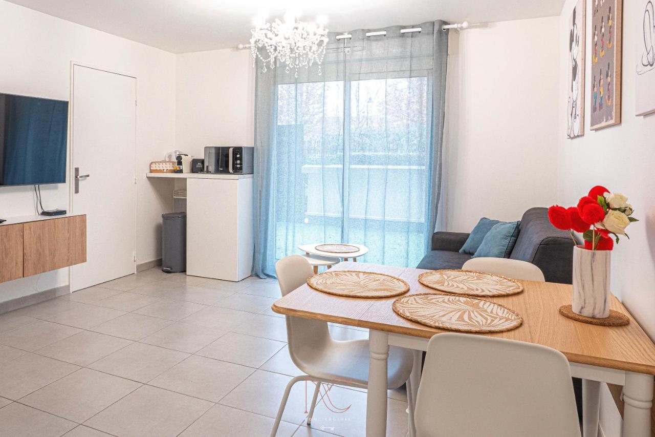 *Disneyland-Paris* 4Pers, Parking, Wifi Chessy  Buitenkant foto