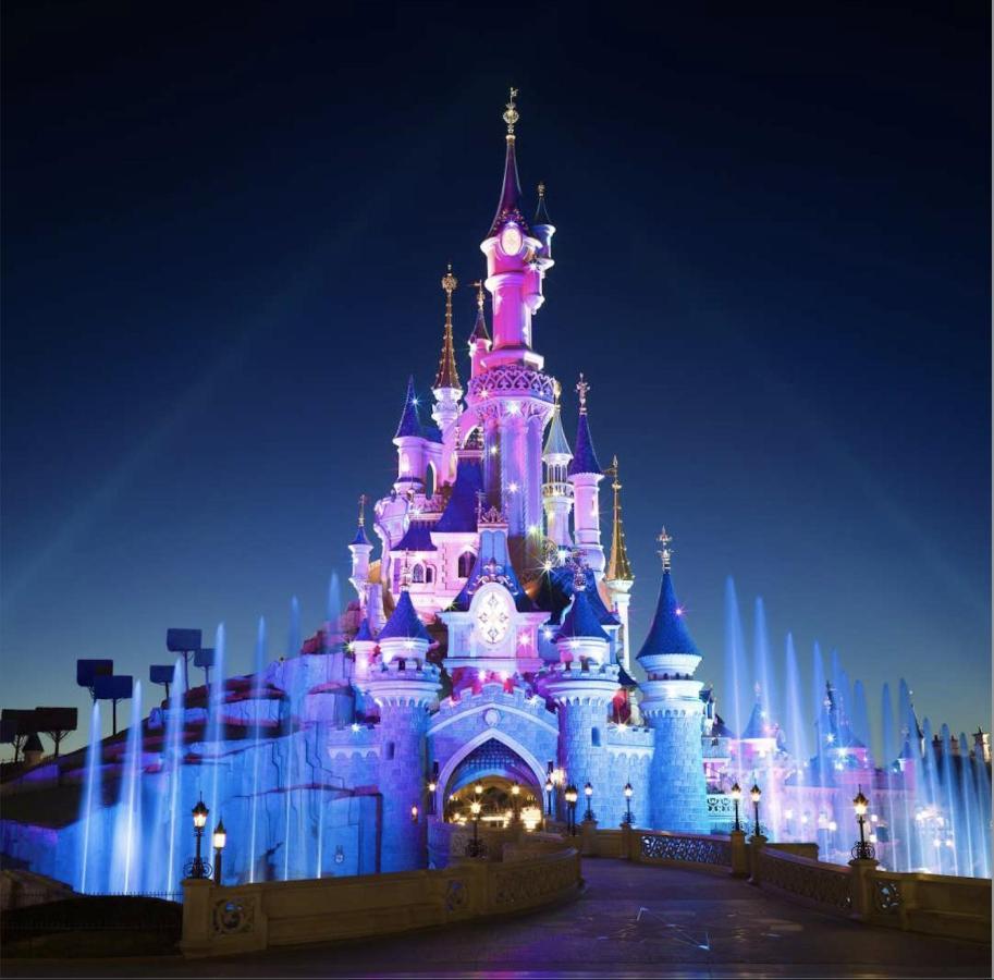 *Disneyland-Paris* 4Pers, Parking, Wifi Chessy  Buitenkant foto